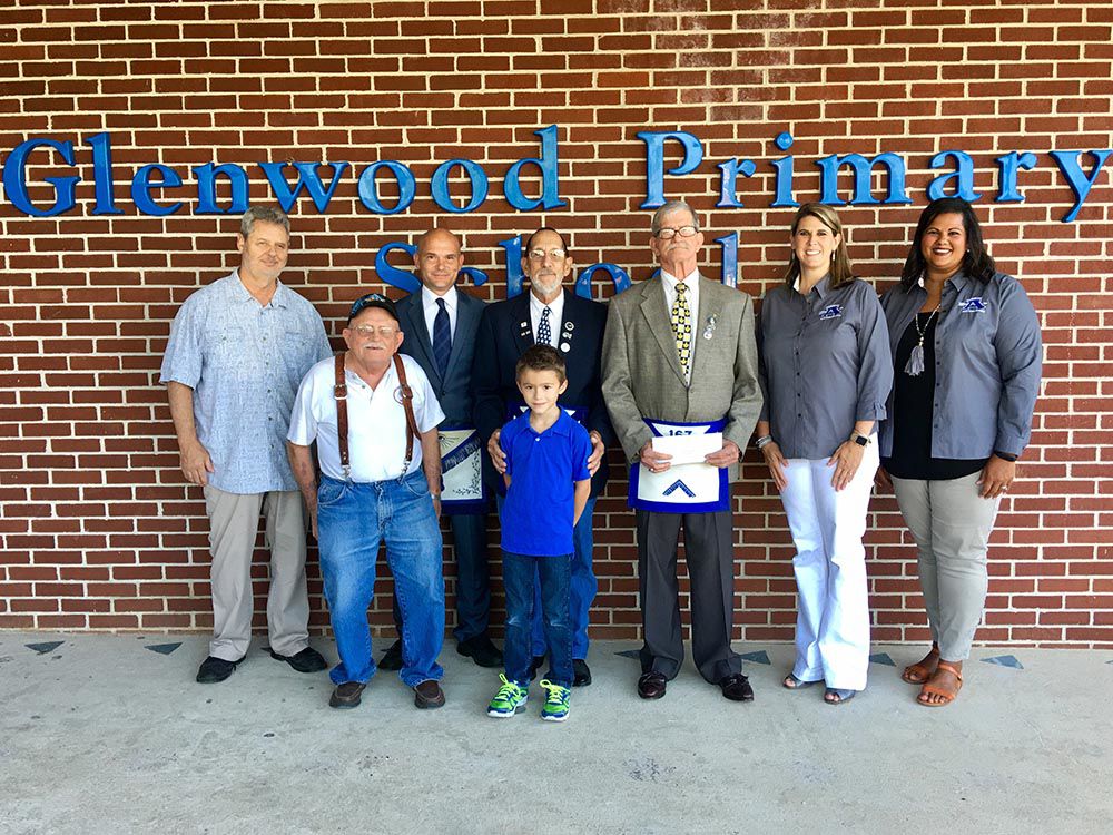 Floyd Springs Masonic Lodge #167 gives to Glenwood Primary